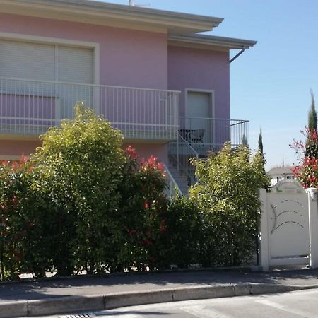 Apartmán La Casa Rosa Sirmione Exteriér fotografie