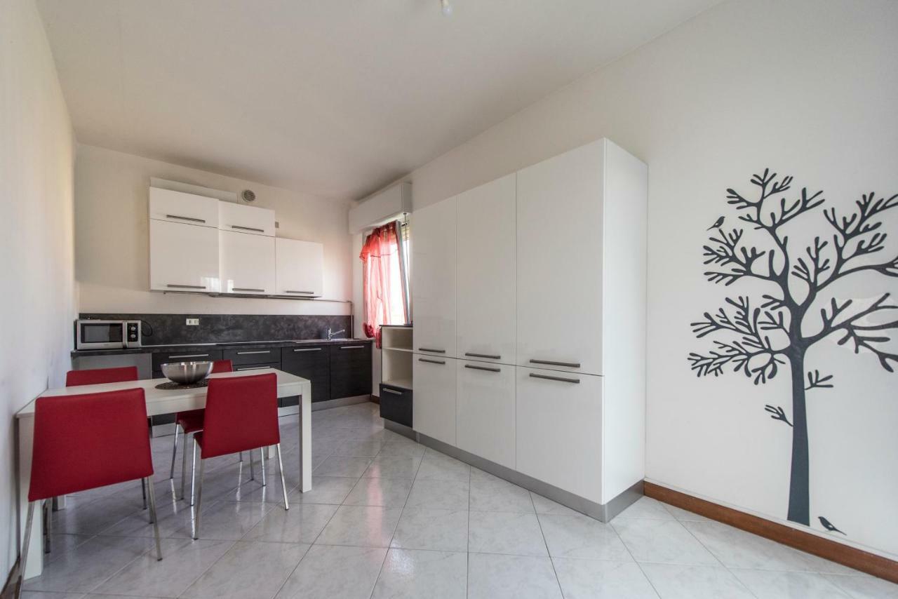 Apartmán La Casa Rosa Sirmione Exteriér fotografie